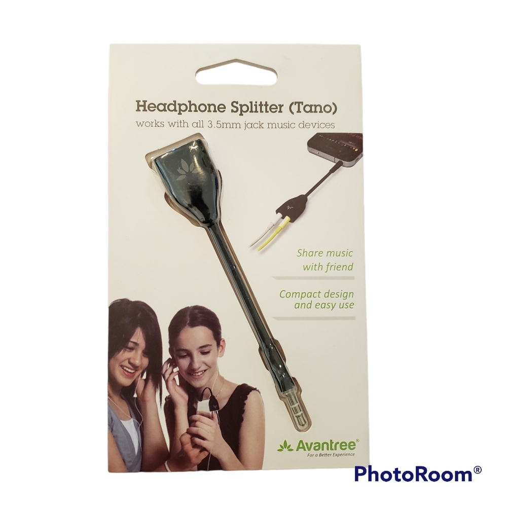 NWT Avantree 3.5 mm headphone splitter